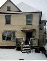 featured image of 253 1/2 W Pleasant St