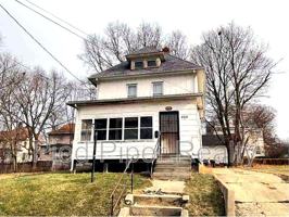 featured image of 525 S State Ave