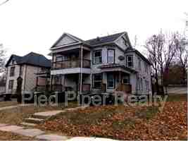 featured image of 311 E Pleasant St