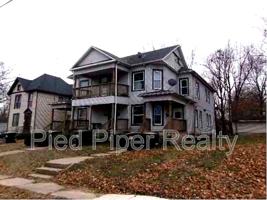 featured image of 311 1/2 E Pleasant St