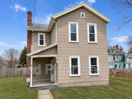 featured image of 401 E Wyandotte St