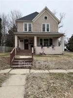 featured image of 534 1/2 E Wyandotte St