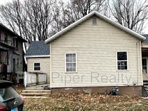 458 S Float Ave - Photo 1 of 1