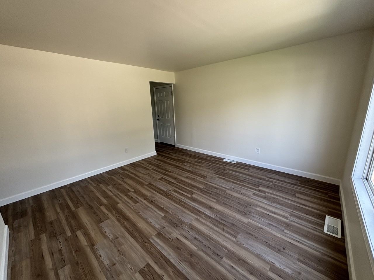 2395 Jennings St #1 - Photo 2 of 20
