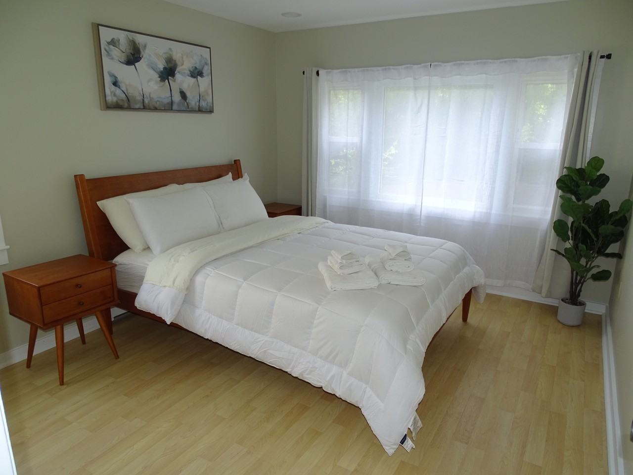 303 Bishop St #1 - Photo 5 of 24