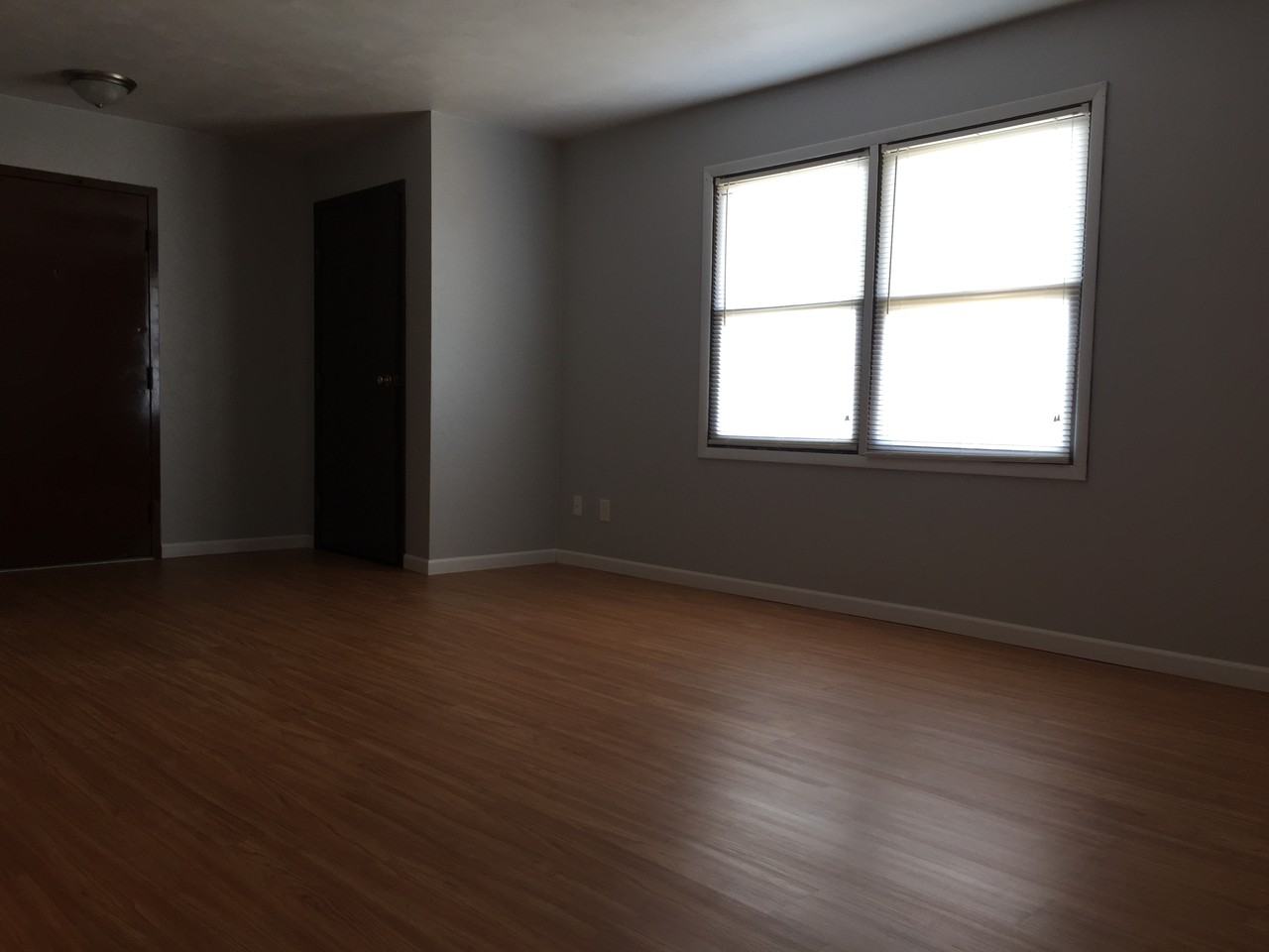 805 Illini Avenue #B - Photo 3 of 5