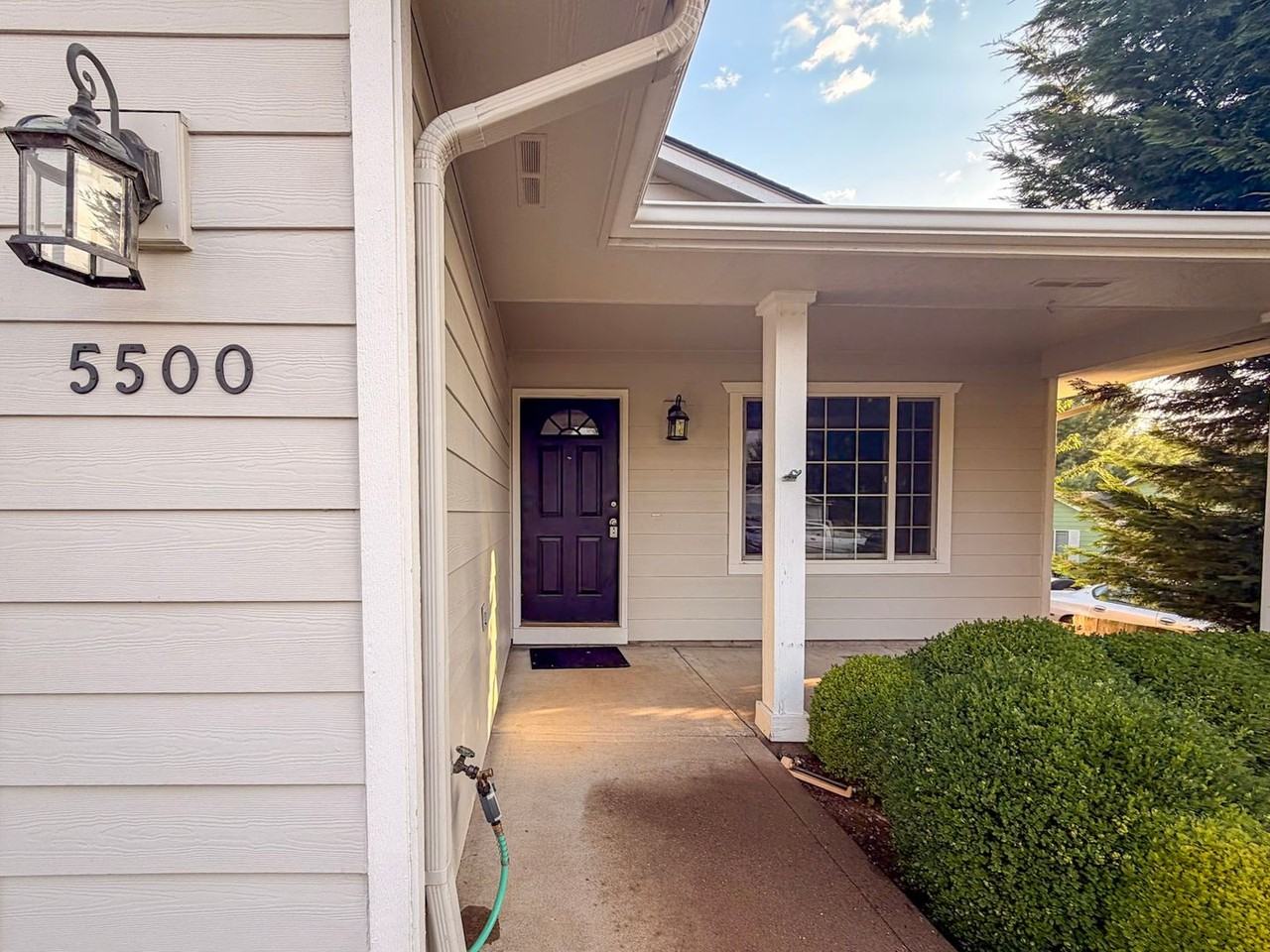 5500 Doogan Ct Se - Photo 2 of 27