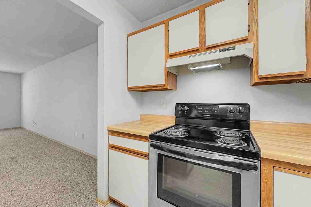 1366 E Sequoyah Ct - Photo 4 of 20