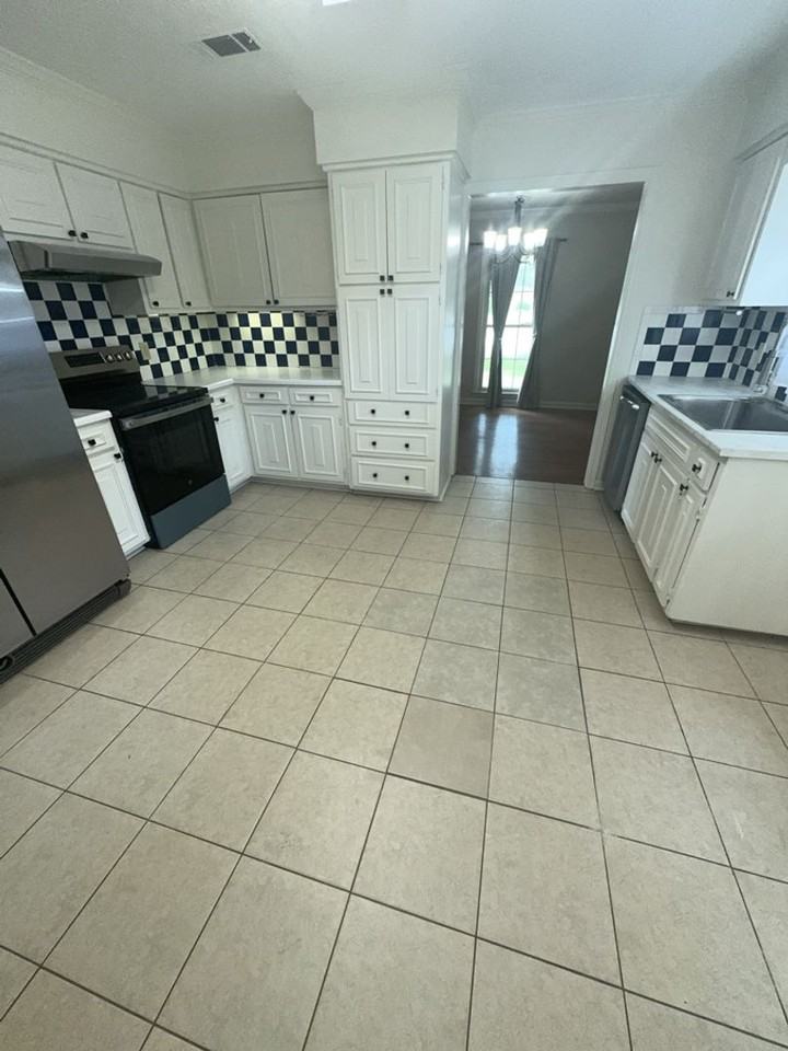 4530 Jiminey Loop - Photo 7 of 17