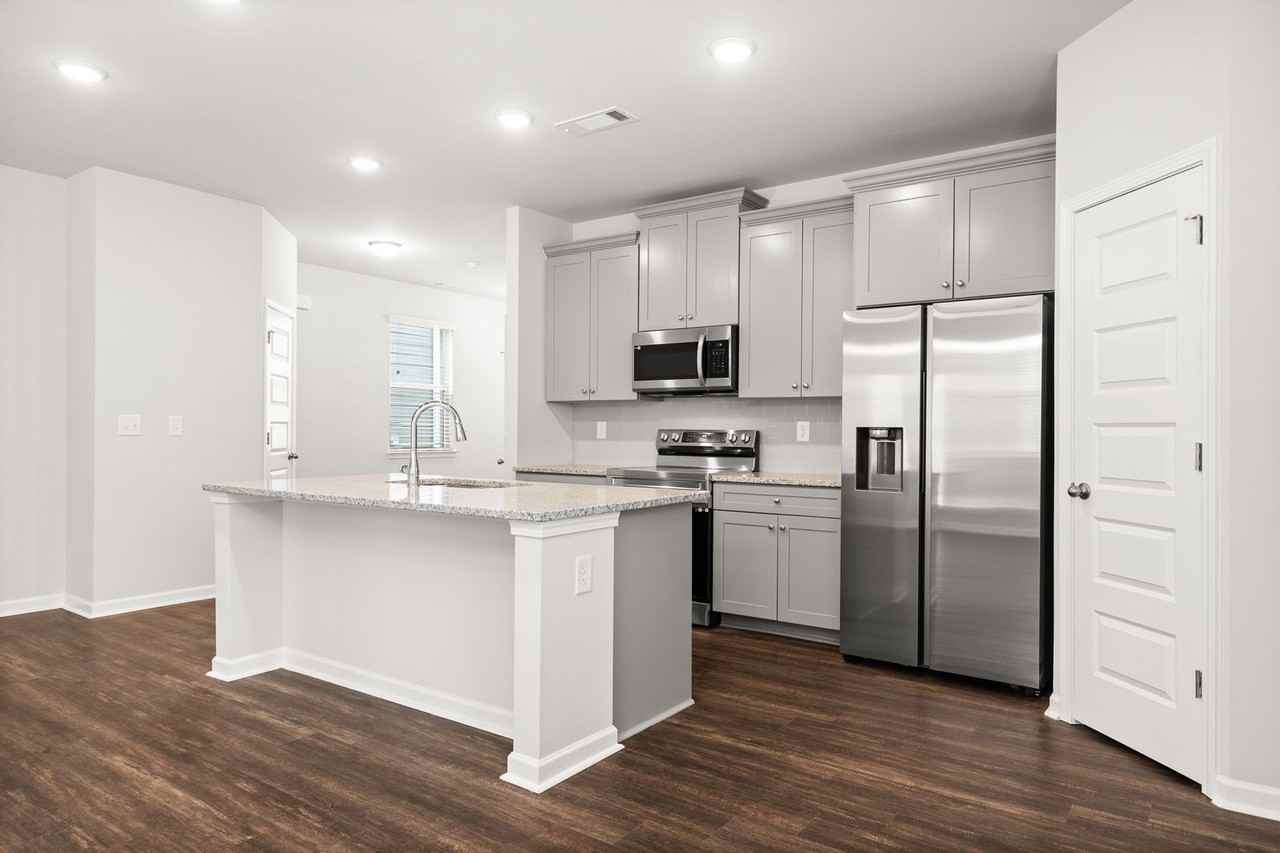 2451 Peak Ridge Ln - Photo 6 of 28