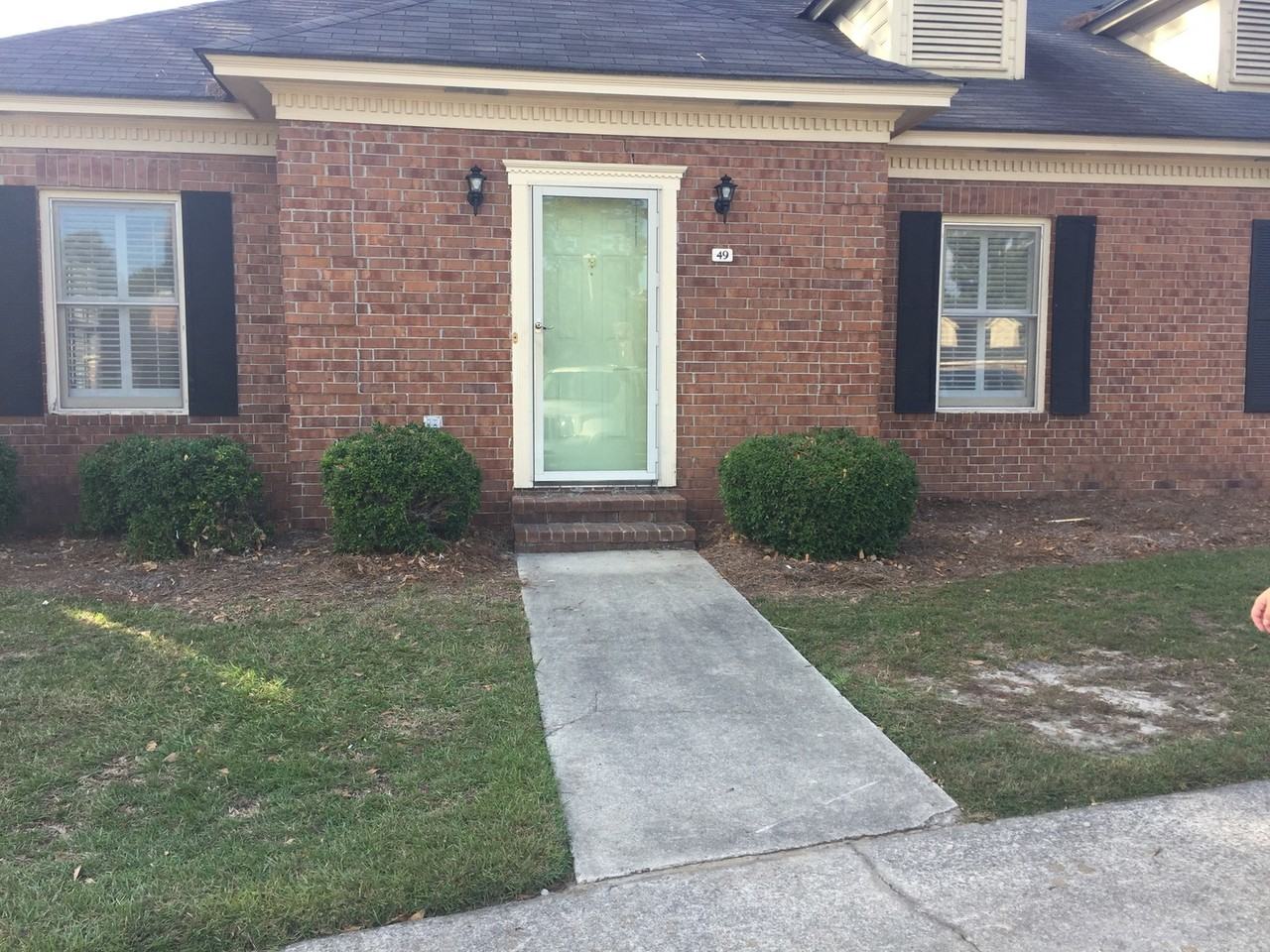 49 49 Somerset - Photo 2 of 12