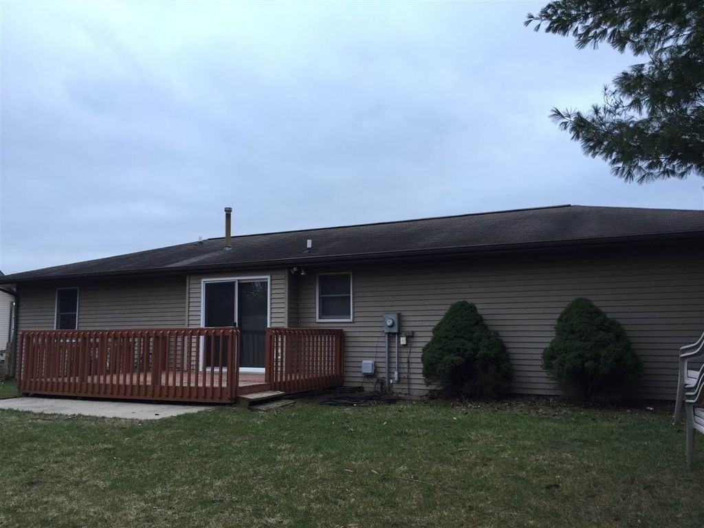 509 Bayberry Dr - Photo 2 of 12