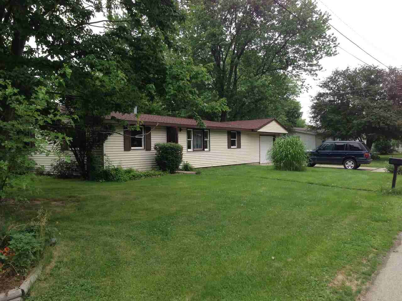 906 Eastwich Dr - Photo 2 of 9