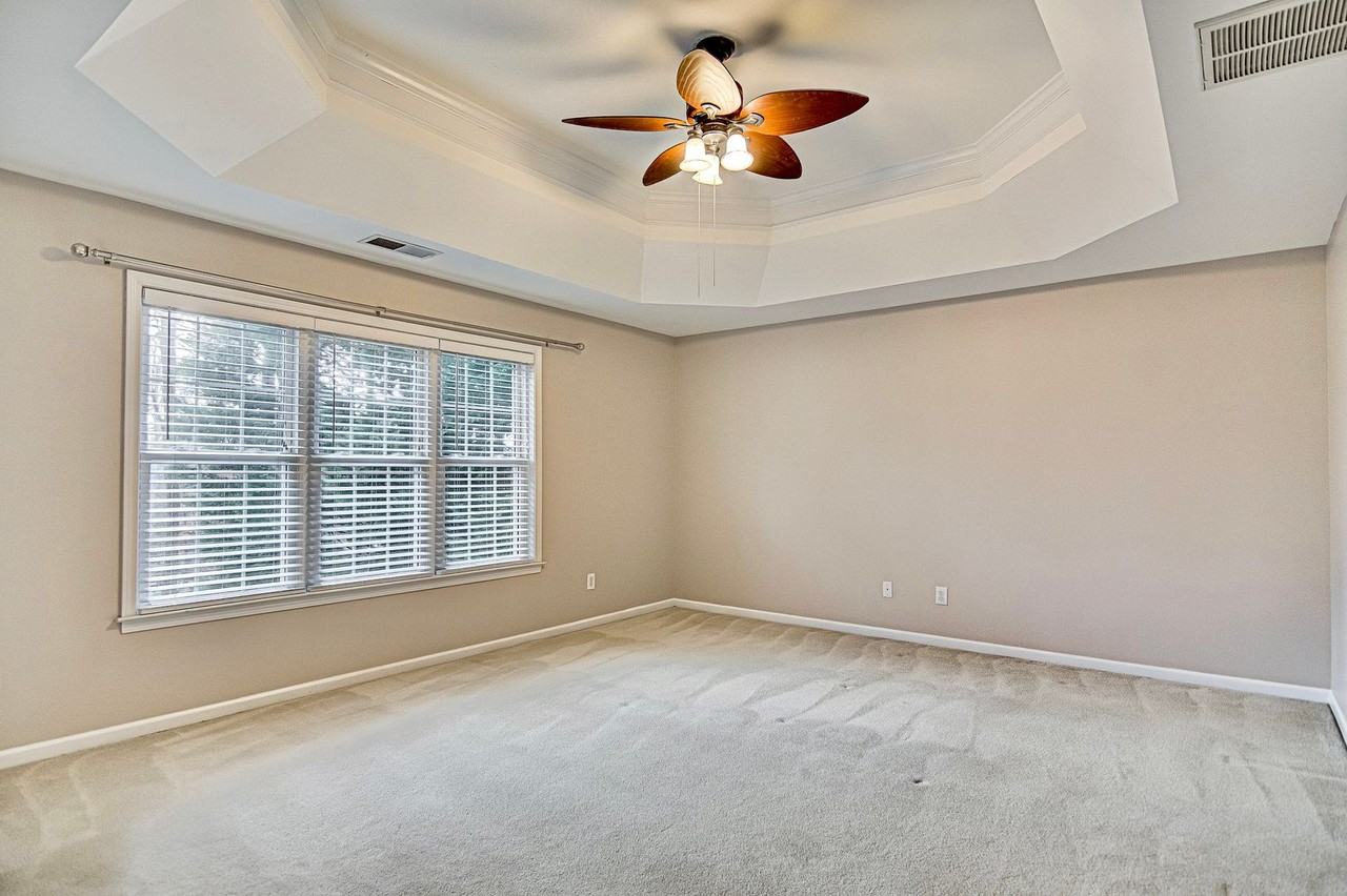 17005 Hampton Trace Rd - Photo 5 of 16