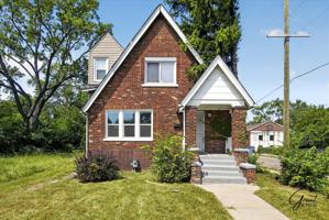 featured image of 18475 Wexford St