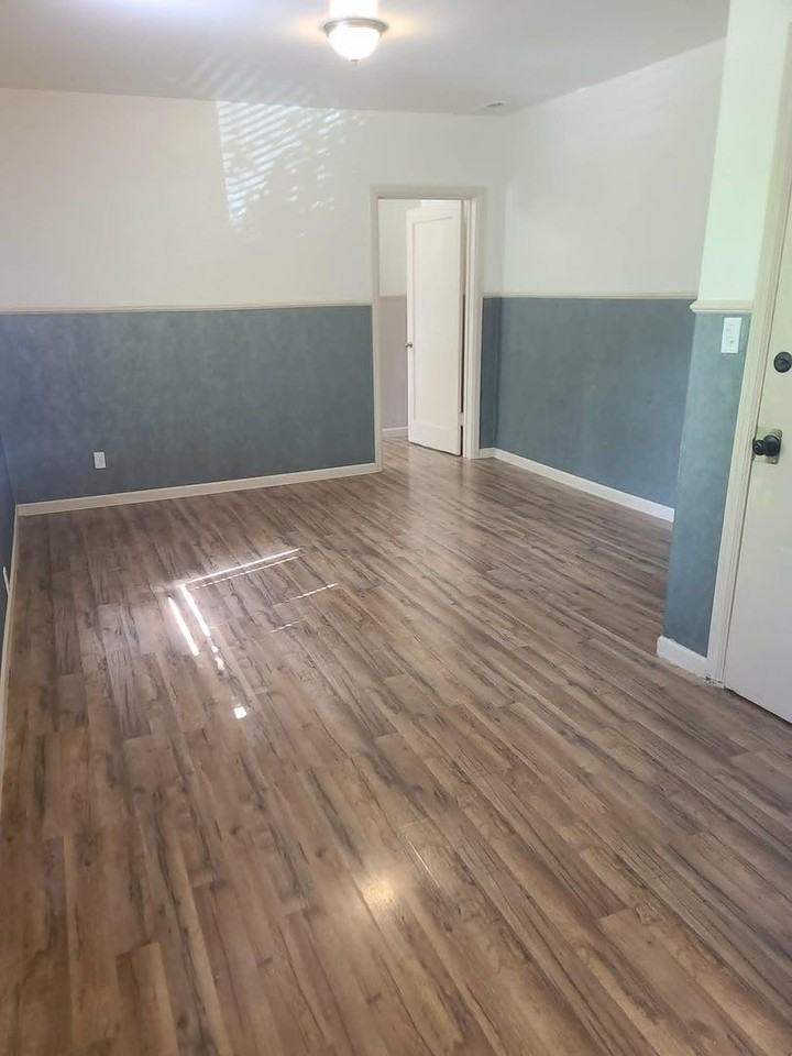 604 W Hays St #A - Photo 3 of 8