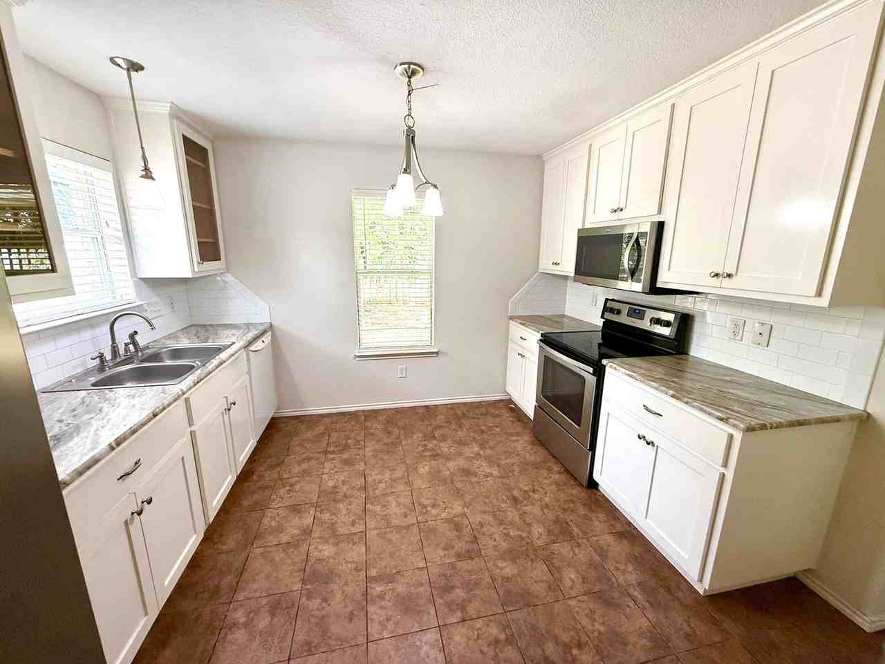 10825 Snow Pea Dr - Photo 7 of 22