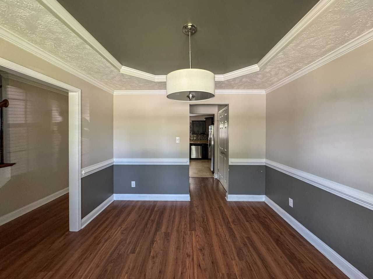 111 Whistling Pines Dr - Photo 3 of 32