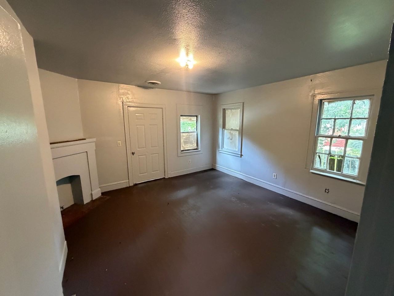 3120 Desoto St - Photo 3 of 11