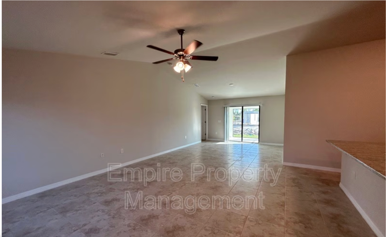 4113 Ne 22nd Ave - Photo 4 of 17