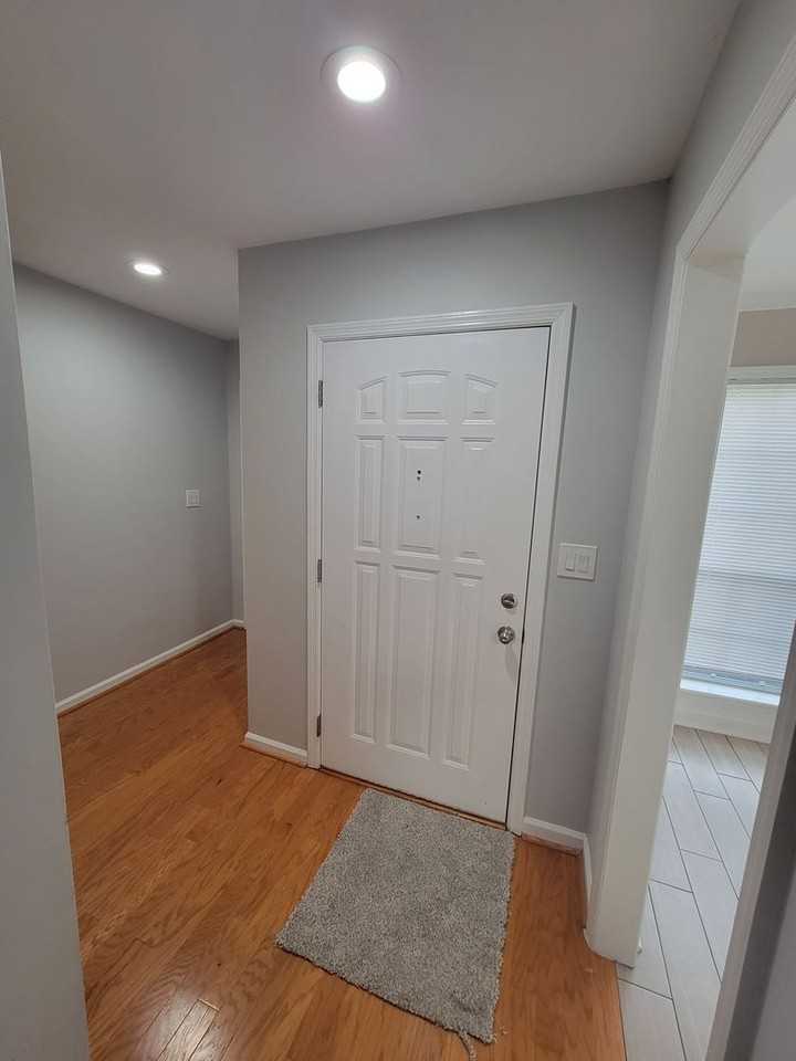2910 Pointewest Dr - Photo 3 of 27