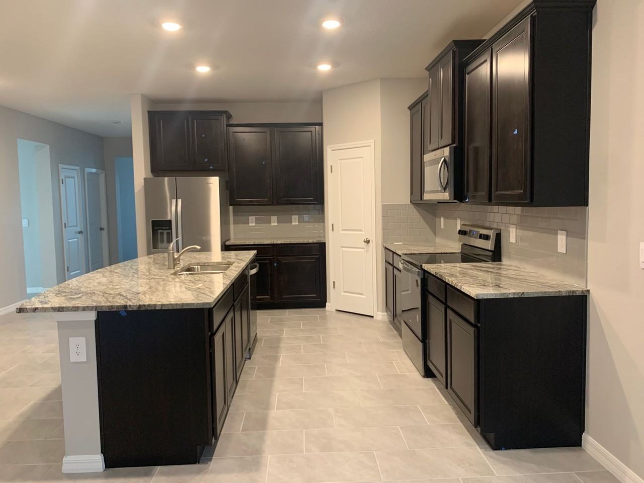 2012 Midnight Pearl Dr - Photo 3 of 21