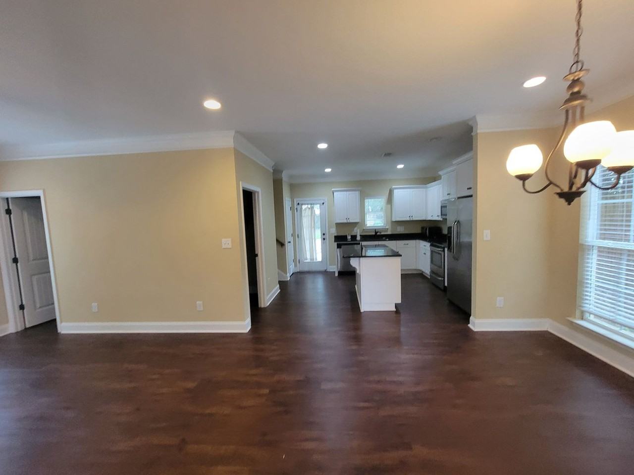 1818 Verdery St - Photo 4 of 23