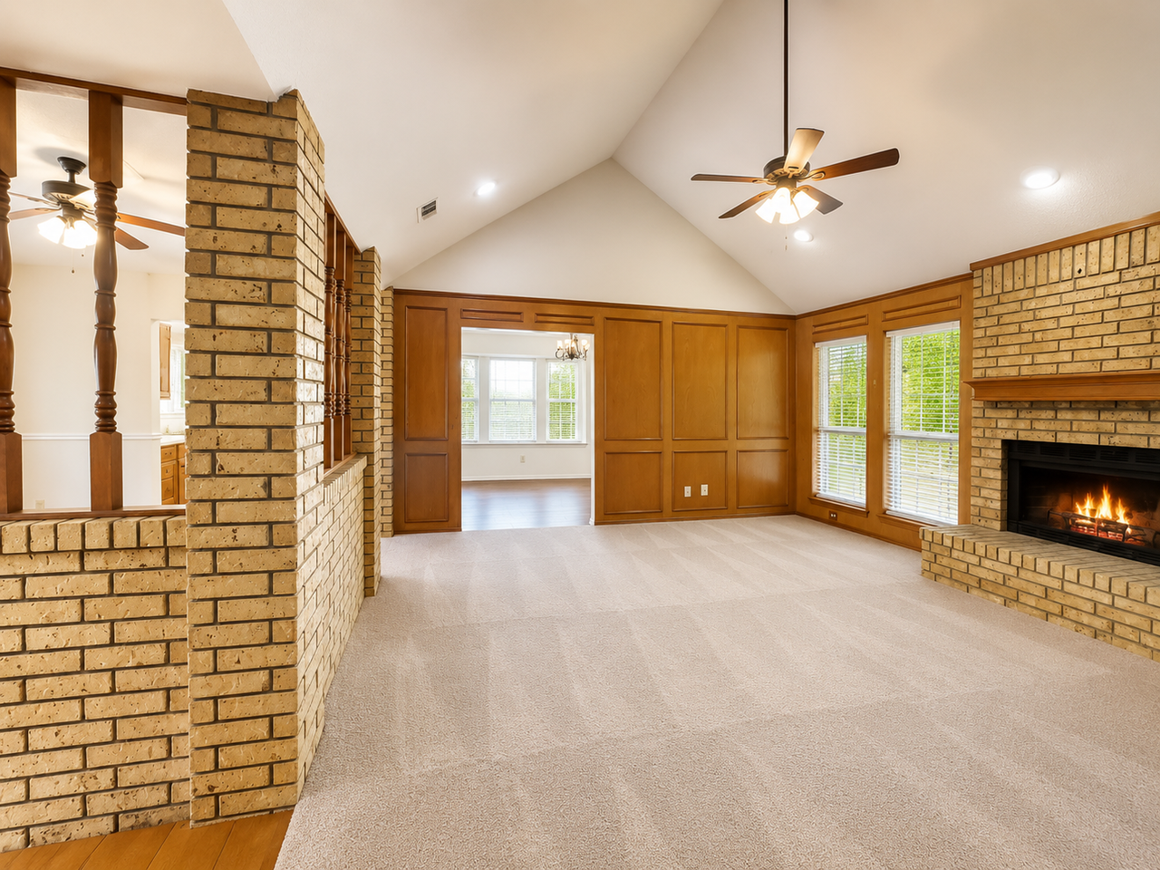698 Buttercup Dr - Photo 2 of 10