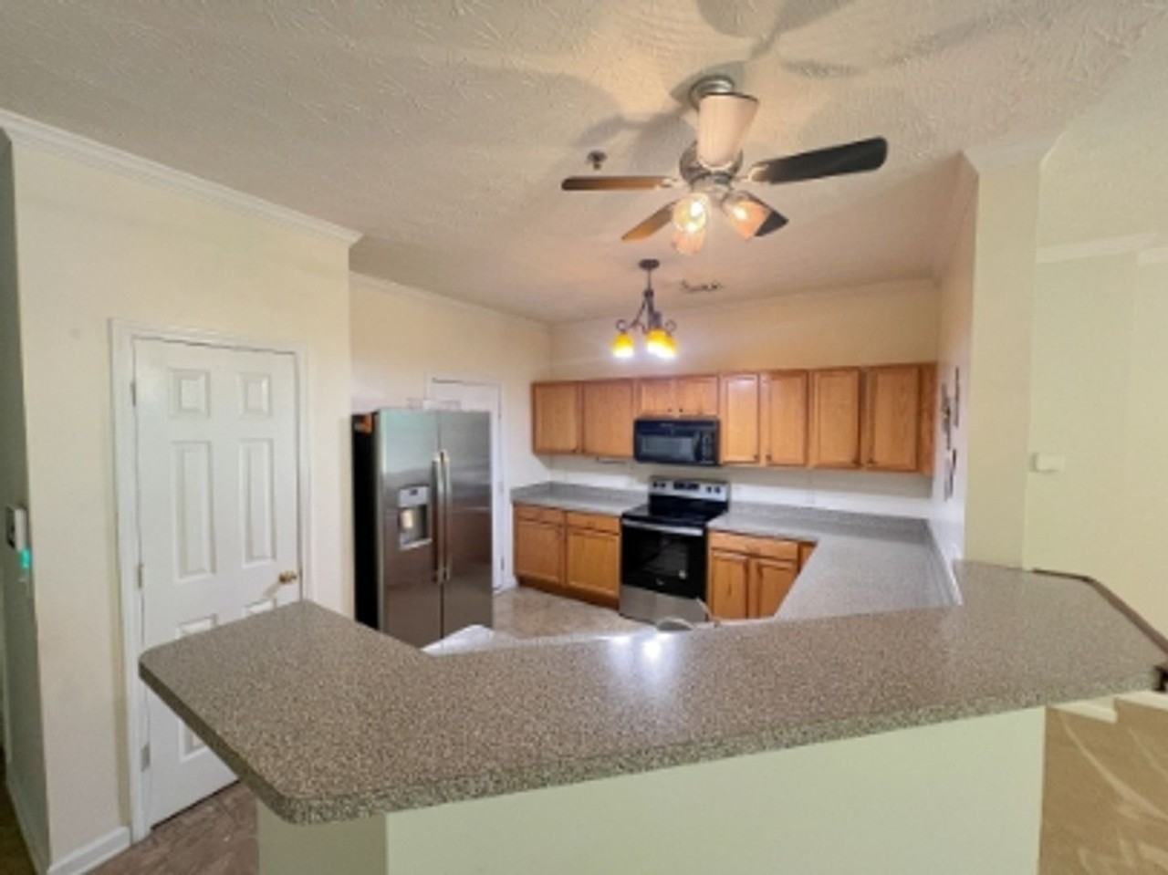 158 Ellis Dr - Photo 5 of 14