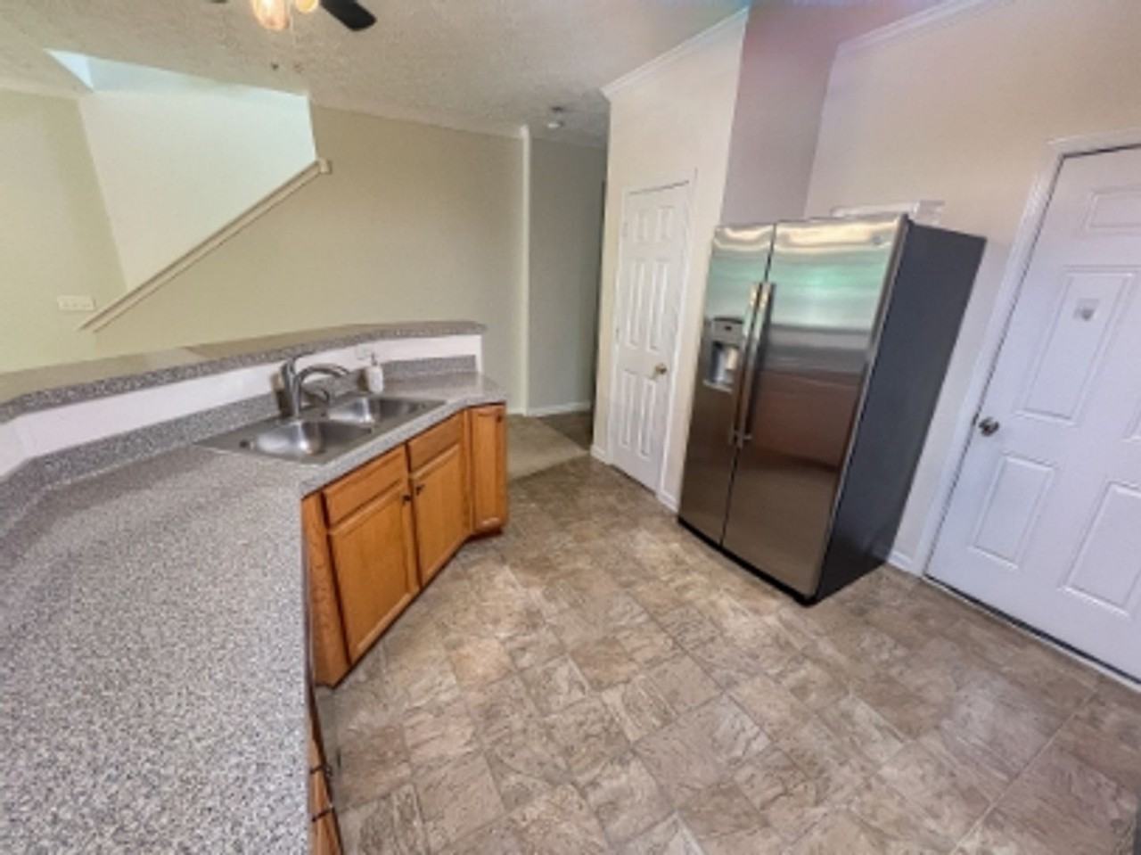 158 Ellis Dr - Photo 6 of 14