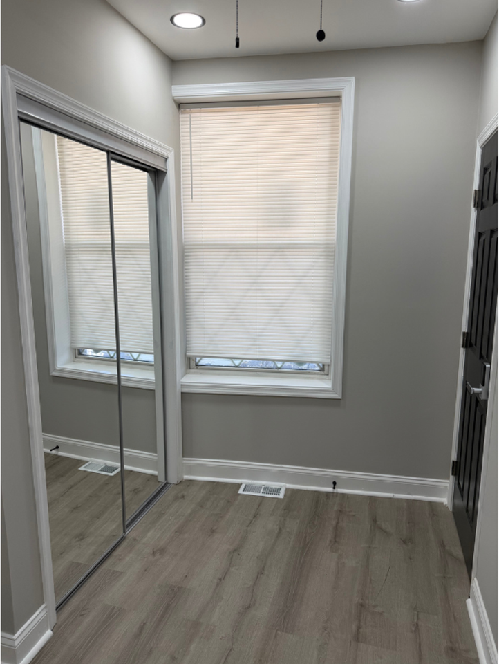 3627 Pulaski Highway - Photo 6 of 30