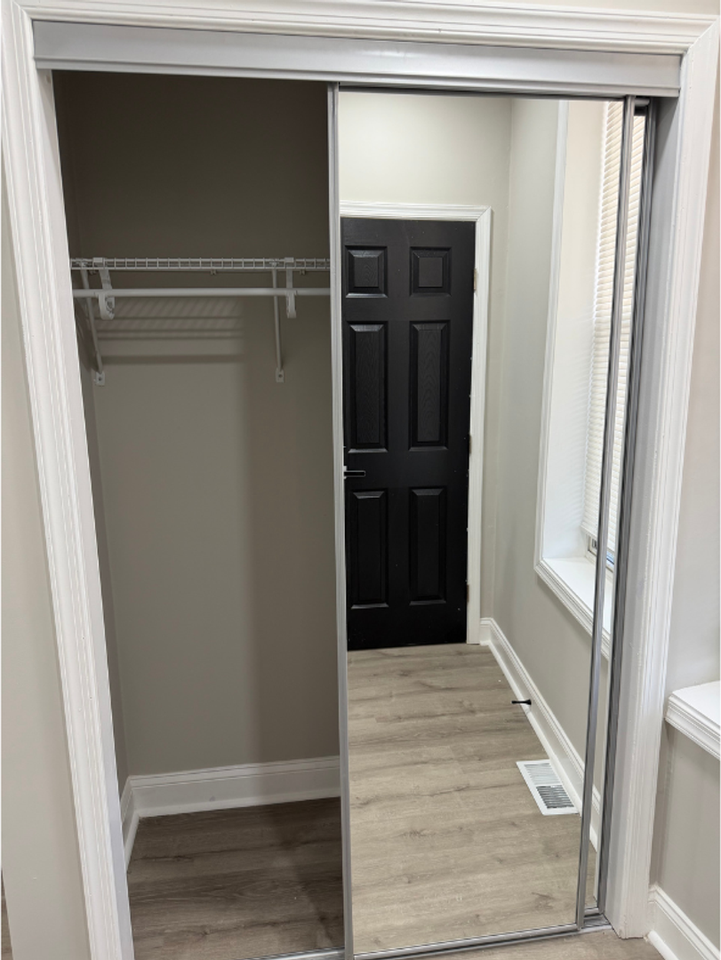 3627 Pulaski Highway - Photo 7 of 30