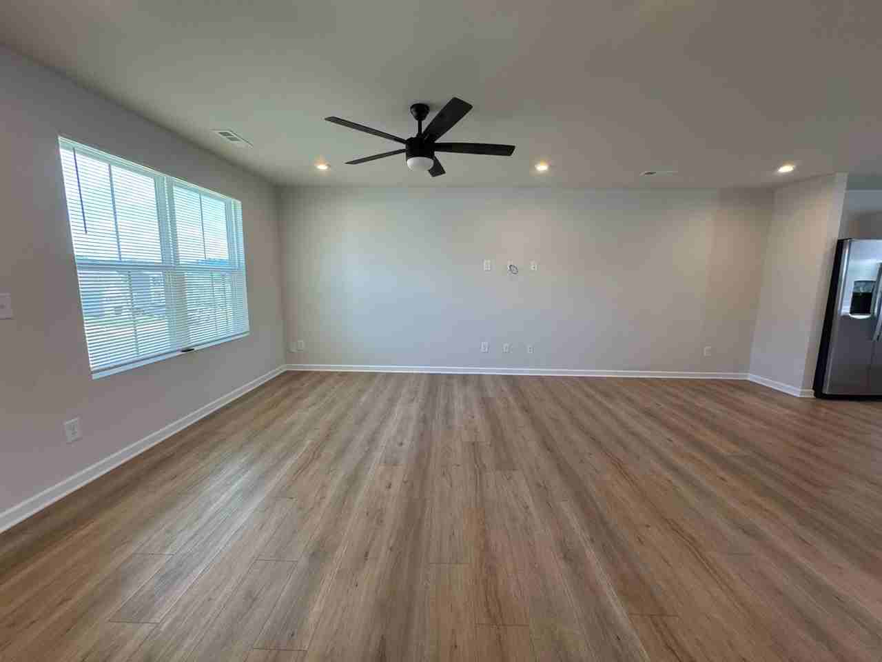 3357 Thorpe Rd - Photo 5 of 24