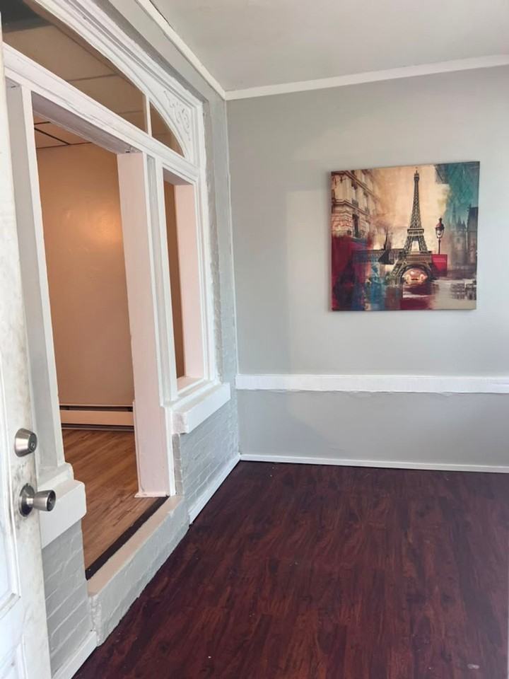 2210 8th Avenue - Photo 3 of 17