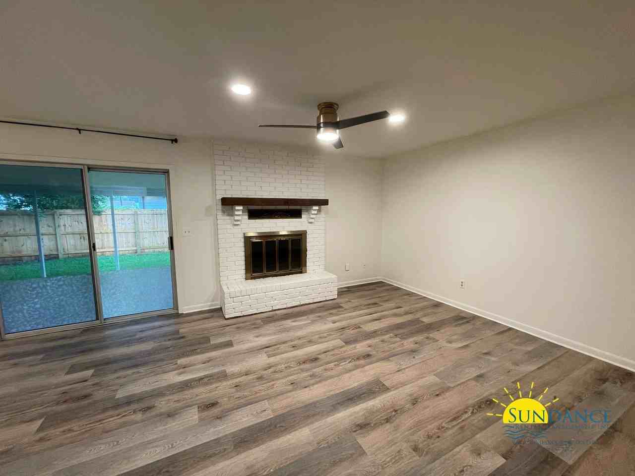 89 Spinnaker Ln - Photo 2 of 24