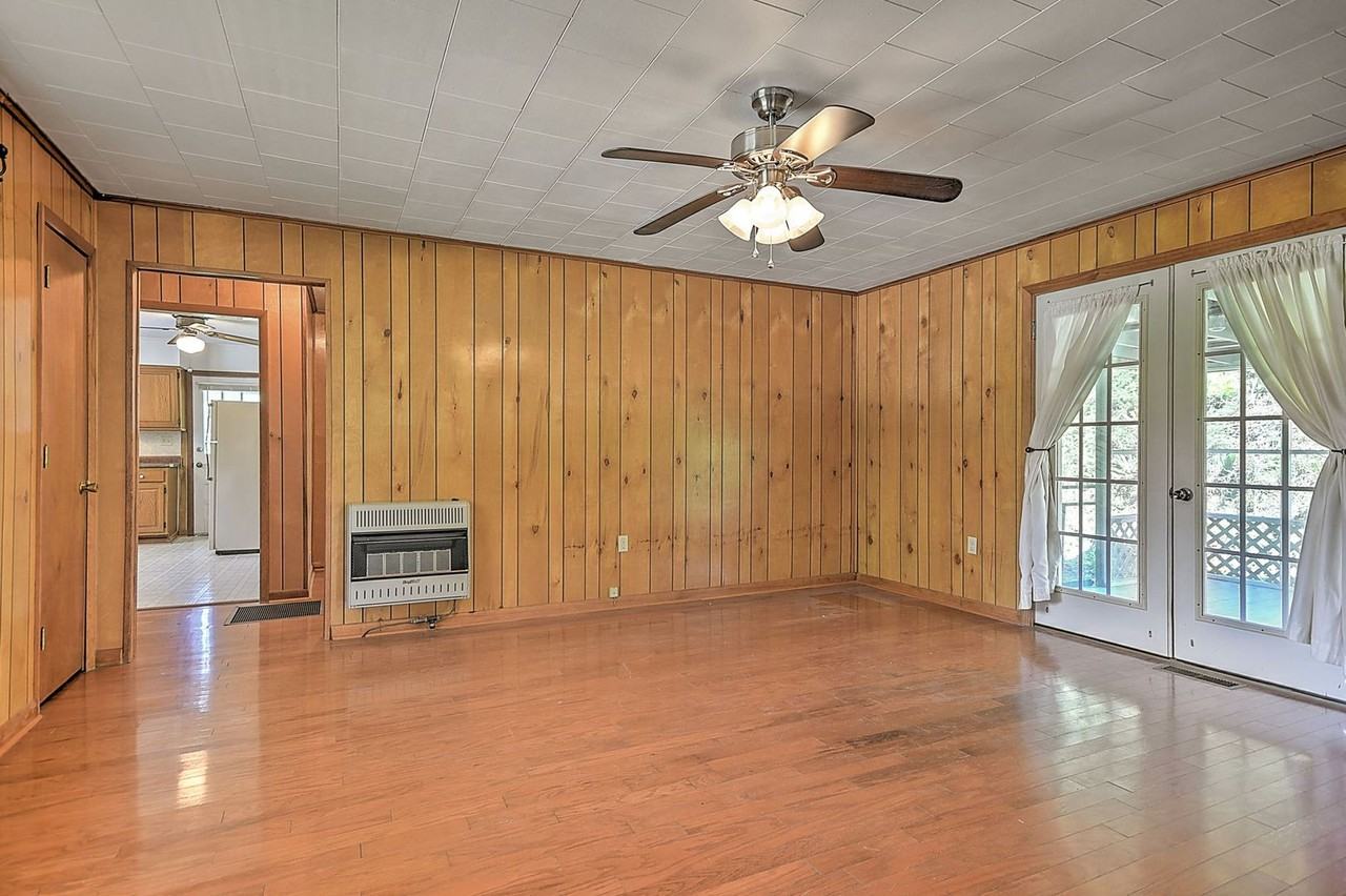 597 Clear Branch Rd - Photo 3 of 28