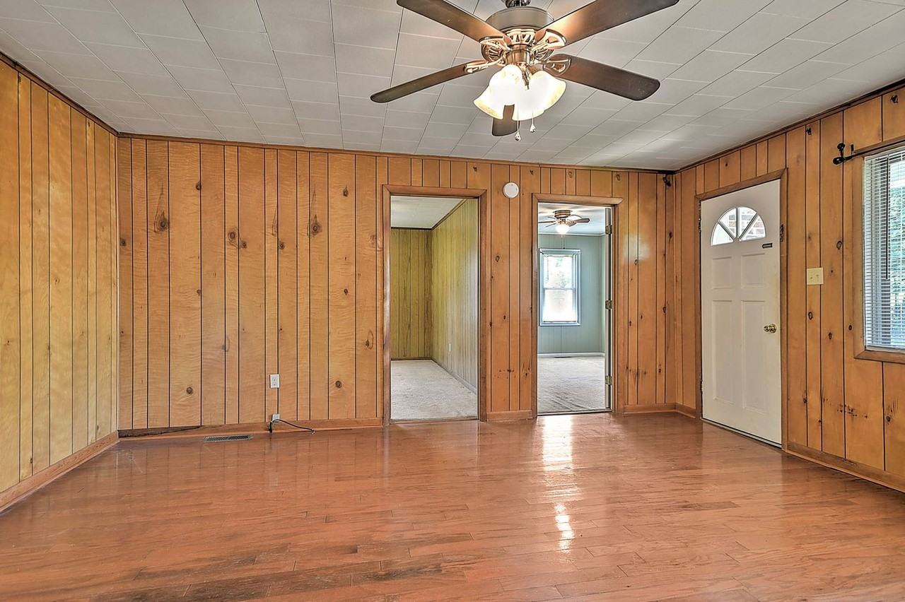597 Clear Branch Rd - Photo 5 of 28