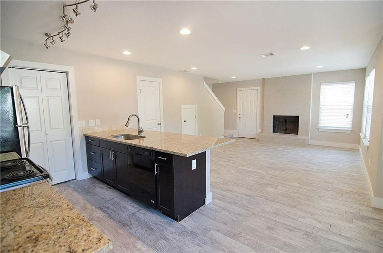 11901 Alpheus Ave #B - Photo 4 of 20