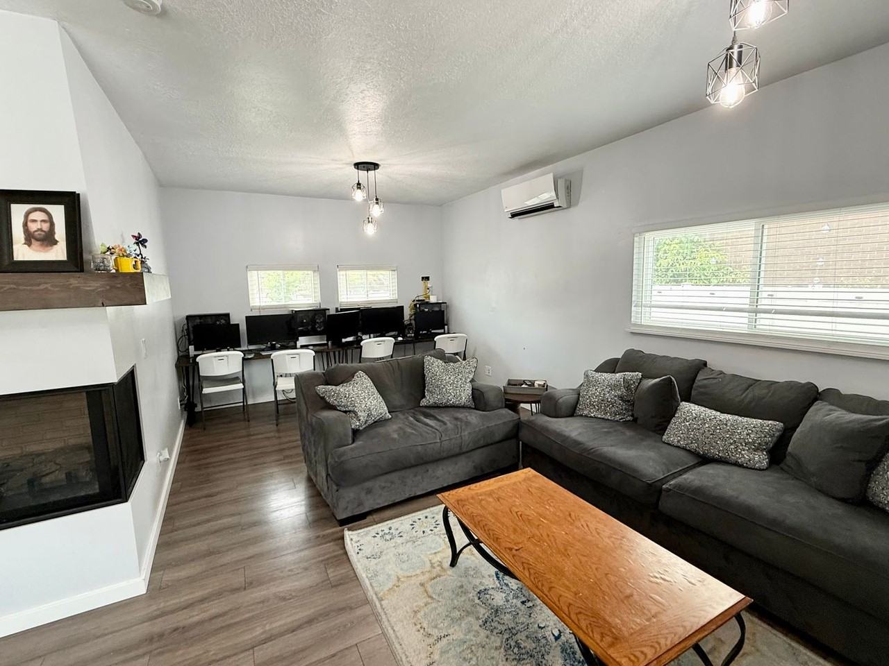 1159 N 250 E - Photo 4 of 32