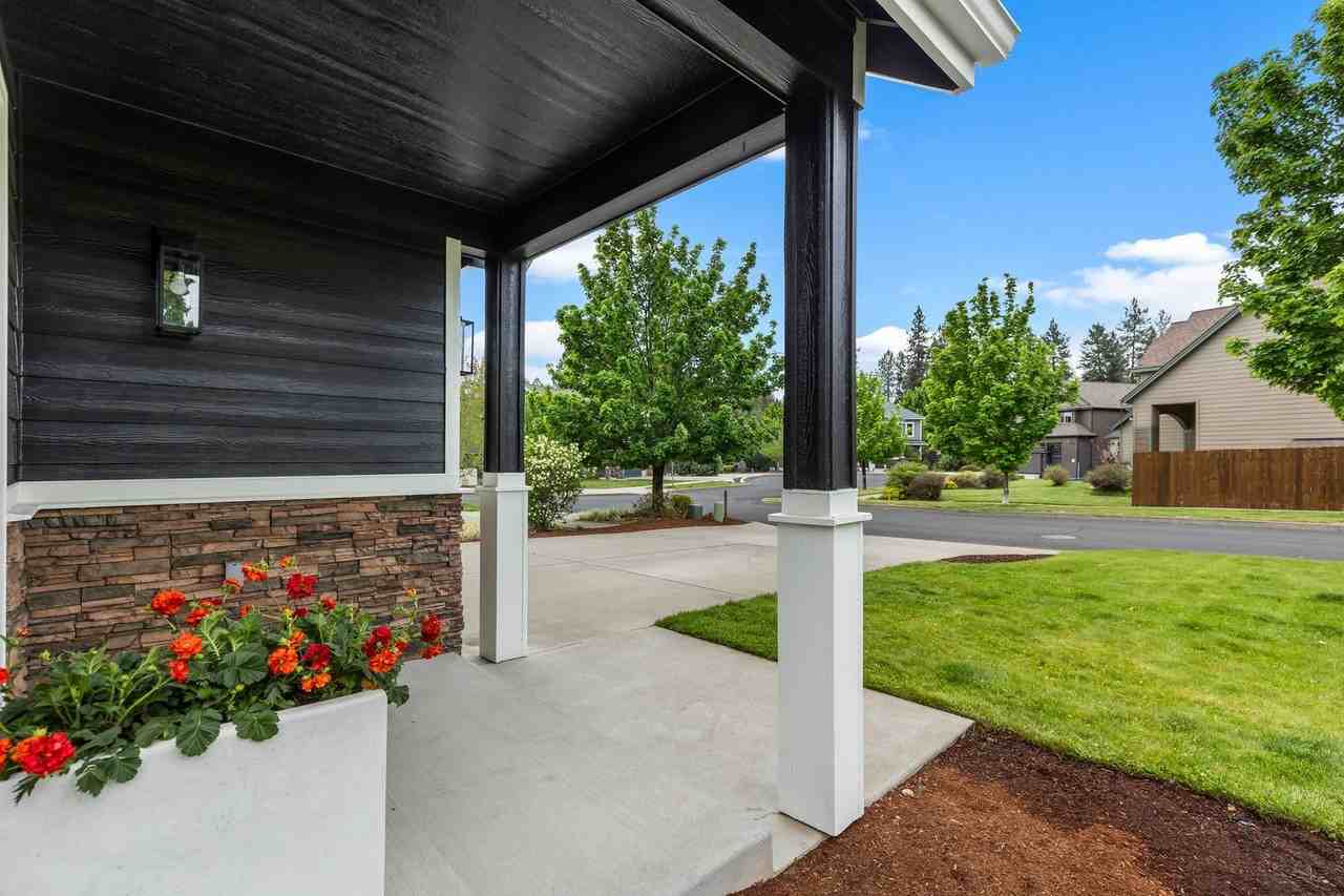 60999 Grand Targhee Dr - Photo 4 of 42