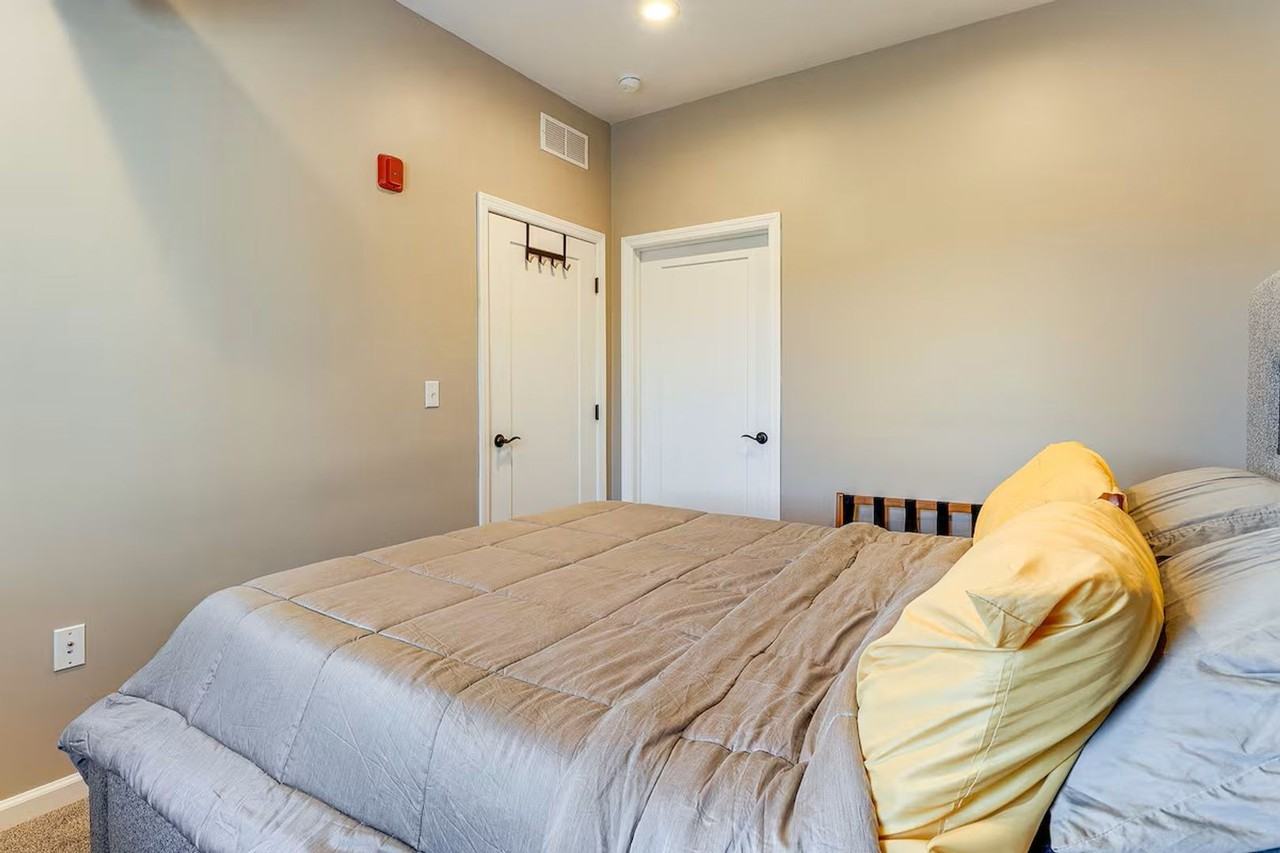 3809 Liberty Ave #307 - Photo 2 of 26