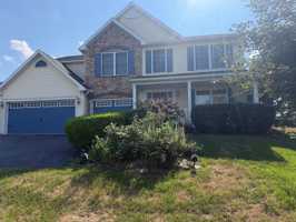 featured image of 1014 Helm Ln