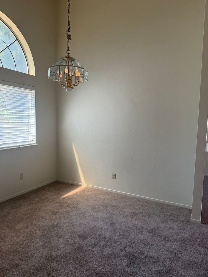 8317 Bramble Bush Cir - Photo 7 of 33