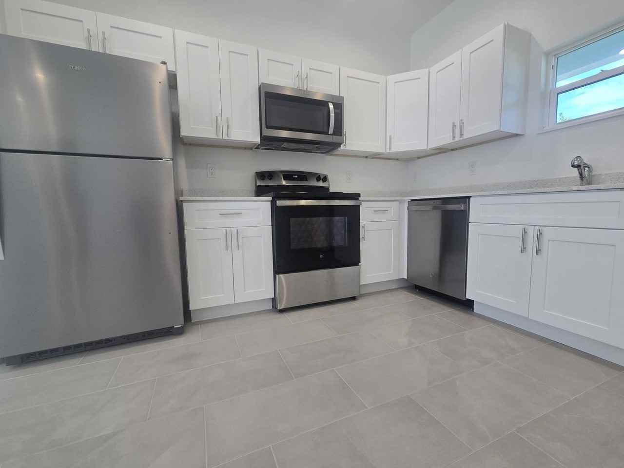 3104 Gavin Ave - Photo 7 of 16