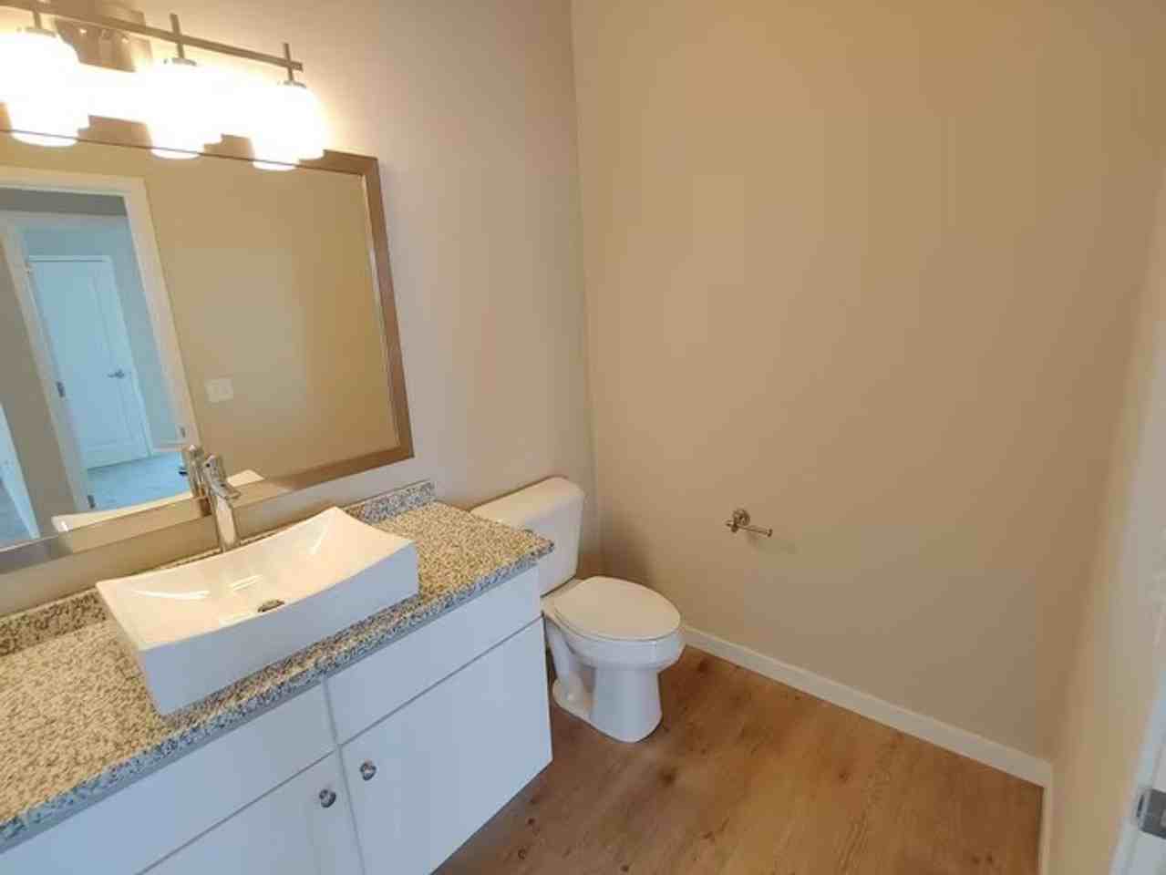 City Center Apartments - Photo 4 of 14