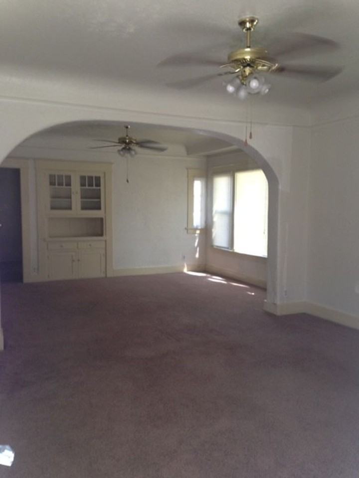 1100 E St - Photo 2 of 18