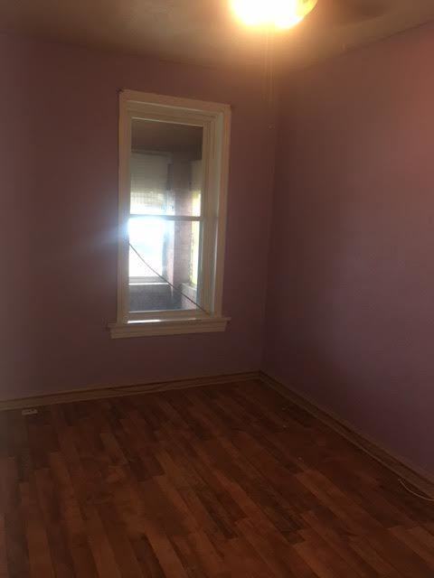 4547 Morganford Rd - Photo 3 of 8