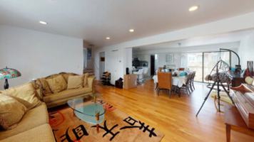 featured image of 22 Broadlawn Park