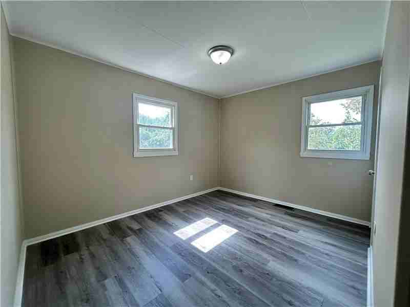 2823 Cleveland Ave - Photo 7 of 8