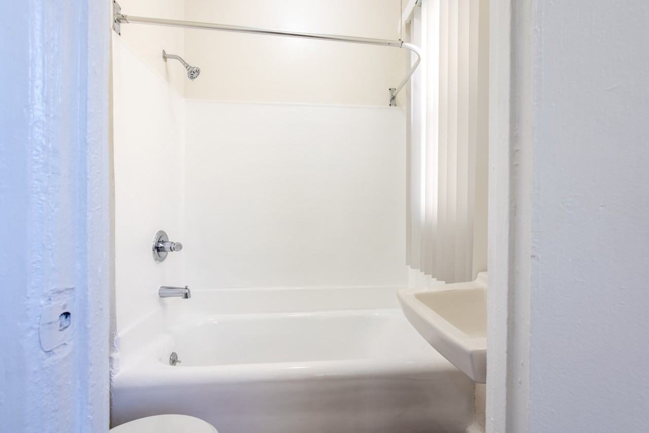 729 South Union Avenue #237 - Photo 7 of 17
